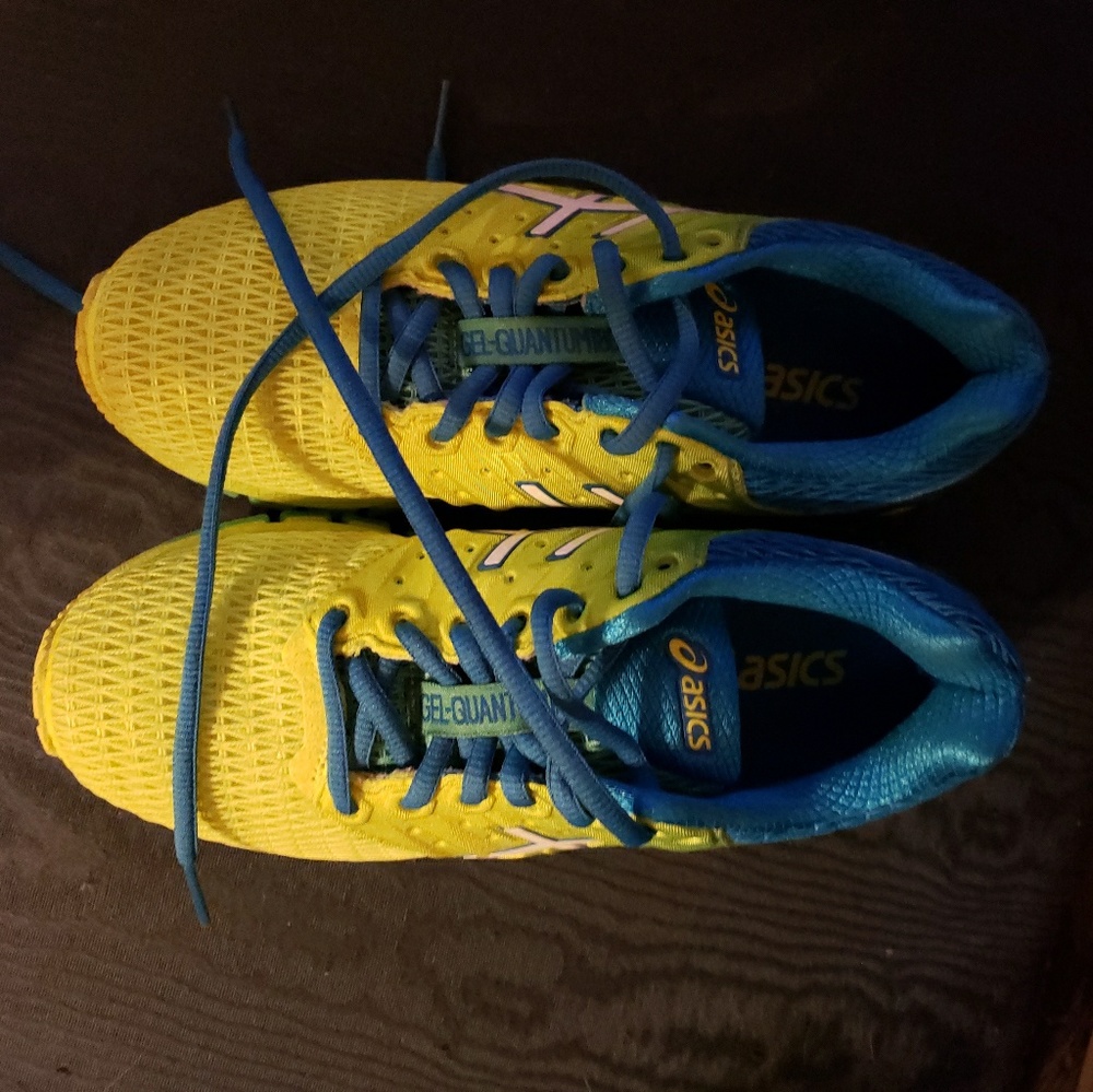 Womens EUC Asics sneakers